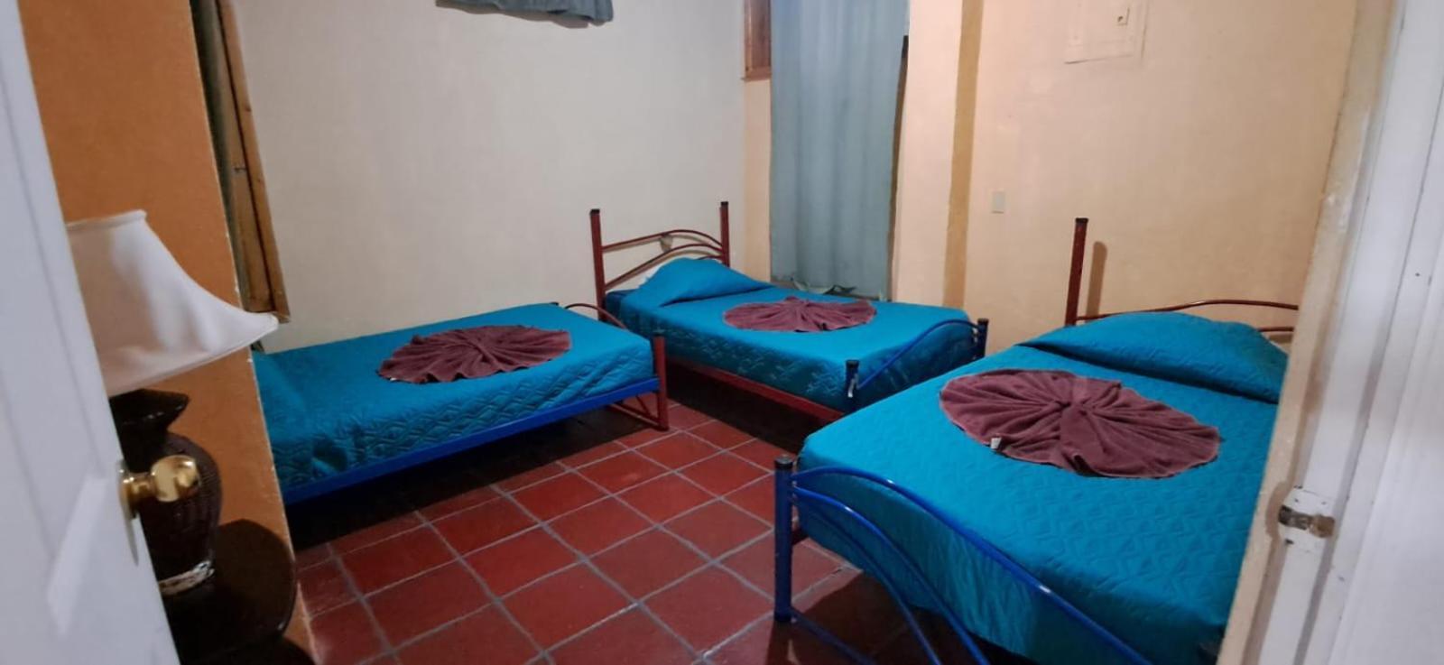 Hostal Dulces Sueños Panajachel Exterior foto